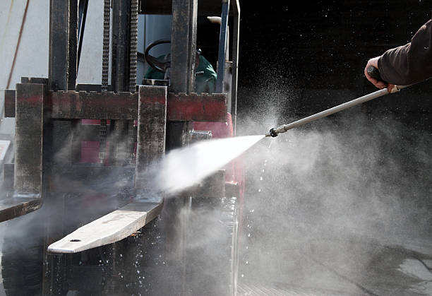 Best Parking Lot and Garage Cleaning  in Philadelphia, MS